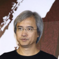 刘雪华返台参加邓育昆追思会 频频拭泪神情哀伤 2011-07-28 经历丧夫之痛的刘雪华，27日在继子与姐姐的陪同下返回台湾。